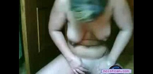  [moistcam.com] Amateur chubby teen on cam! [free xxx cam]